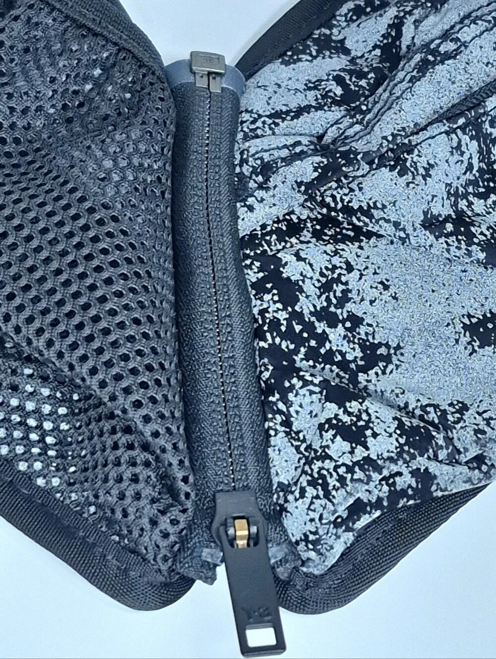 Adidas/Johji Yamamoto Y-3 Reflective Belt Bag/Crossbody Sling